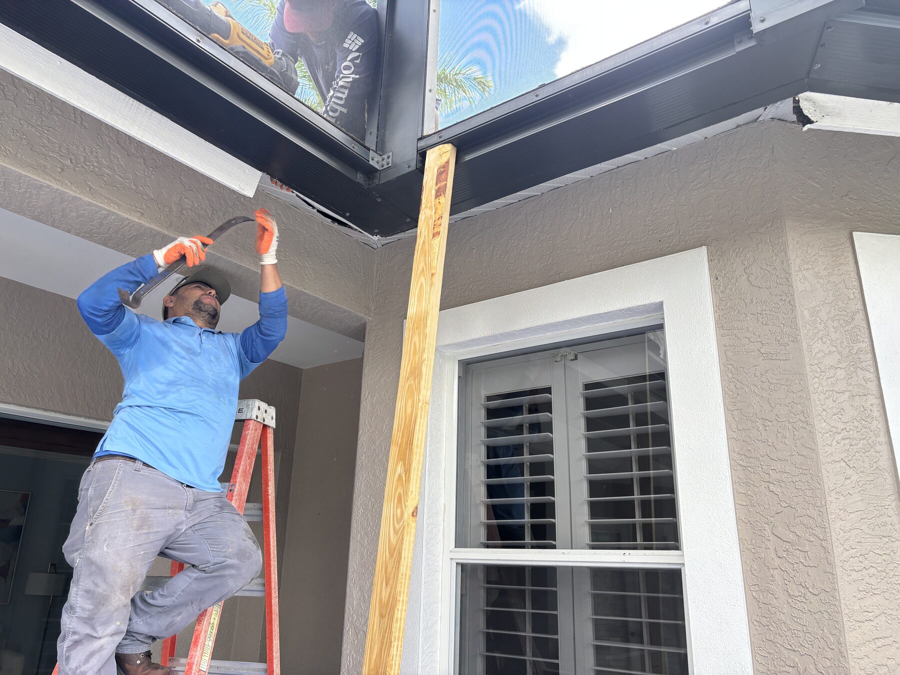 Naples gutters, downspouts and leaf protection service